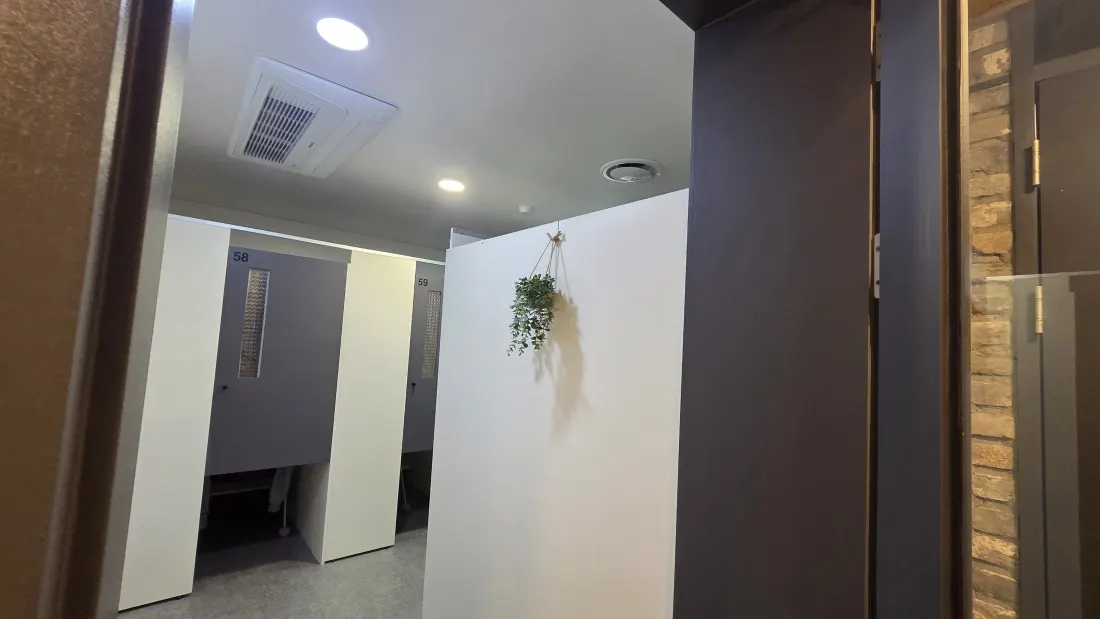 아파트 실내 전열교환기 이전 현장 사진