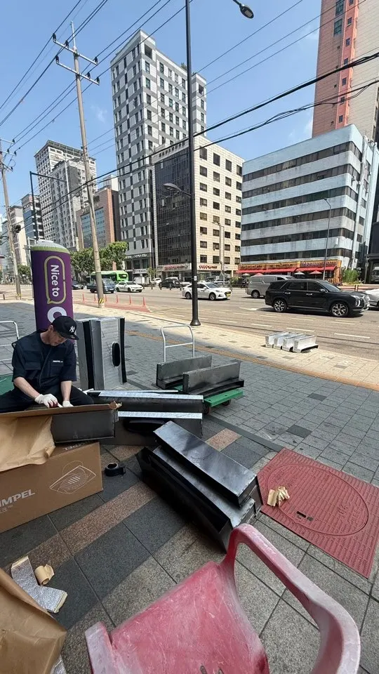 전열교환기 덕트 반입 설치 현장 사진